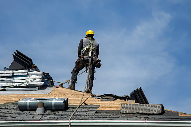 Professional Gutter Installation technician working in Mansfield, GA